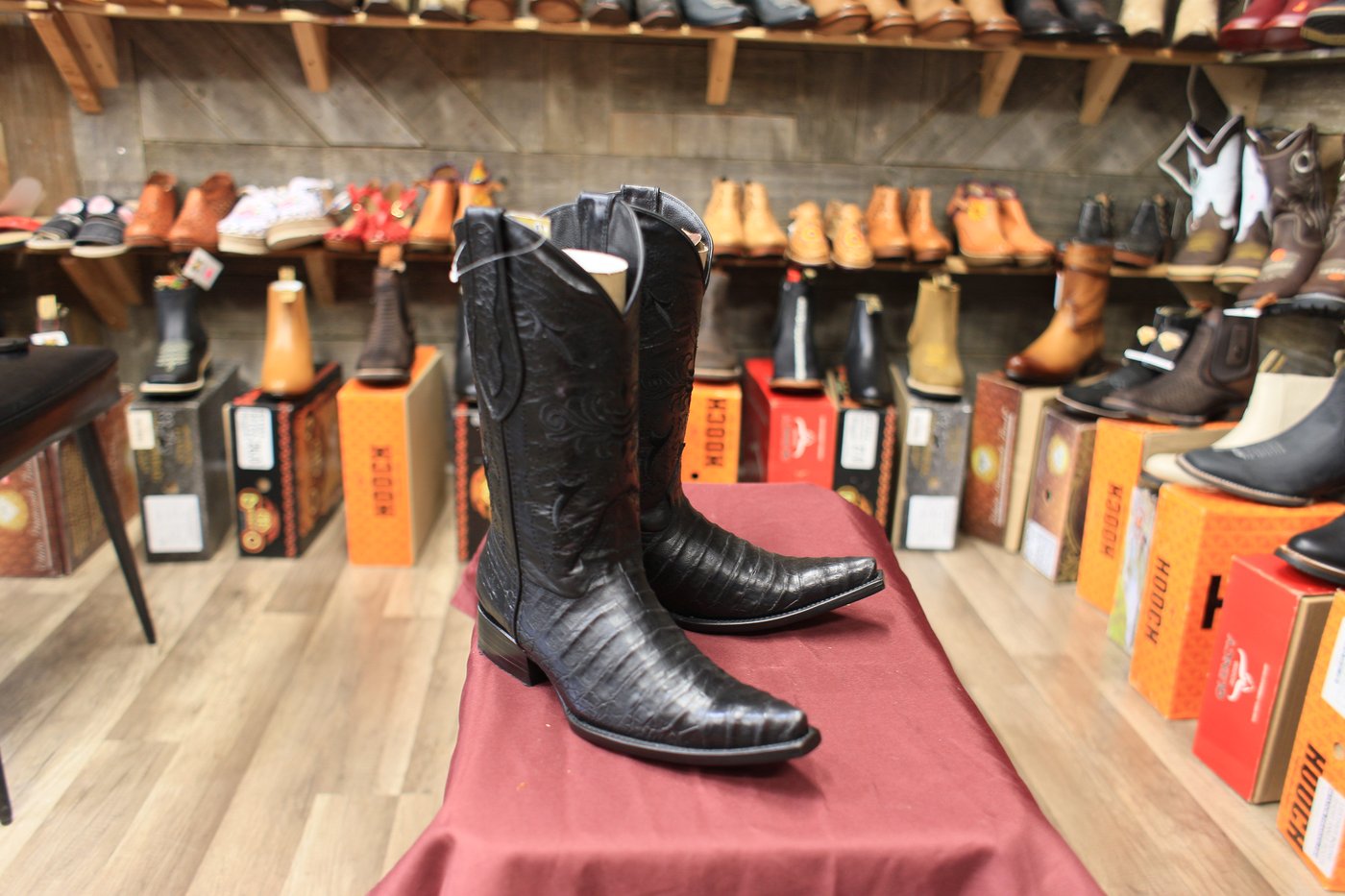 Bota negra 2